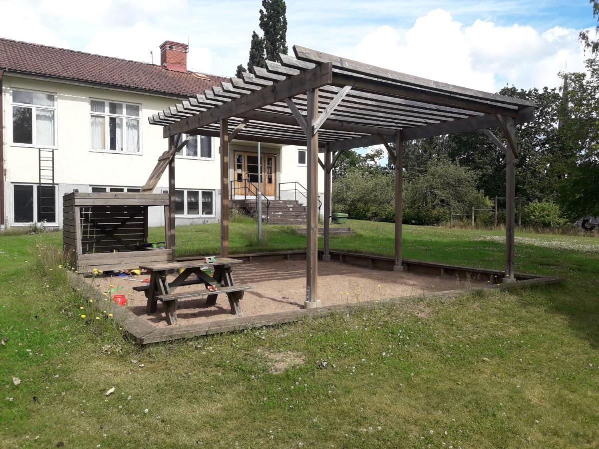 Koersbaerskullen Hostel Vimmerby Exterior photo